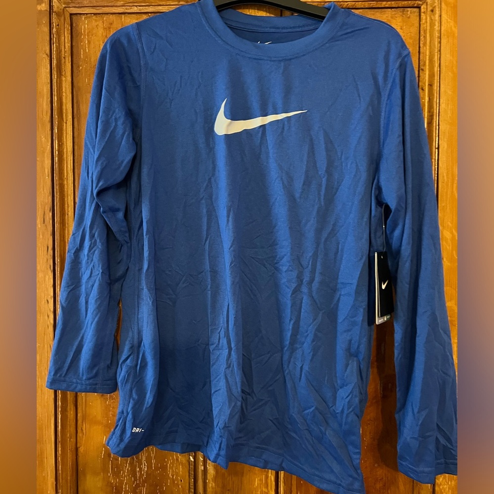 Nike youth dry fit top new with tags